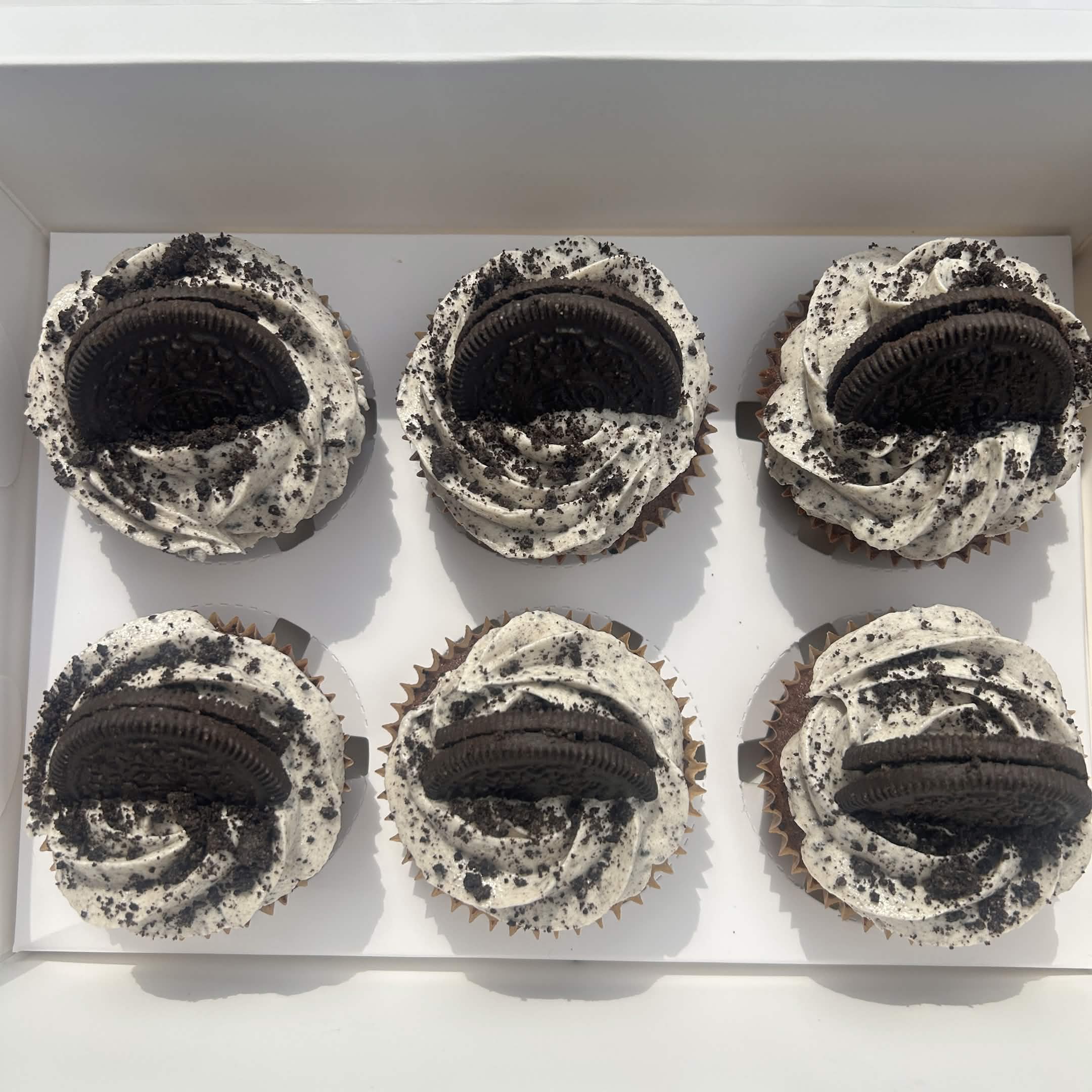 Chocolate cupcakes with a Oreo buttercream decoration